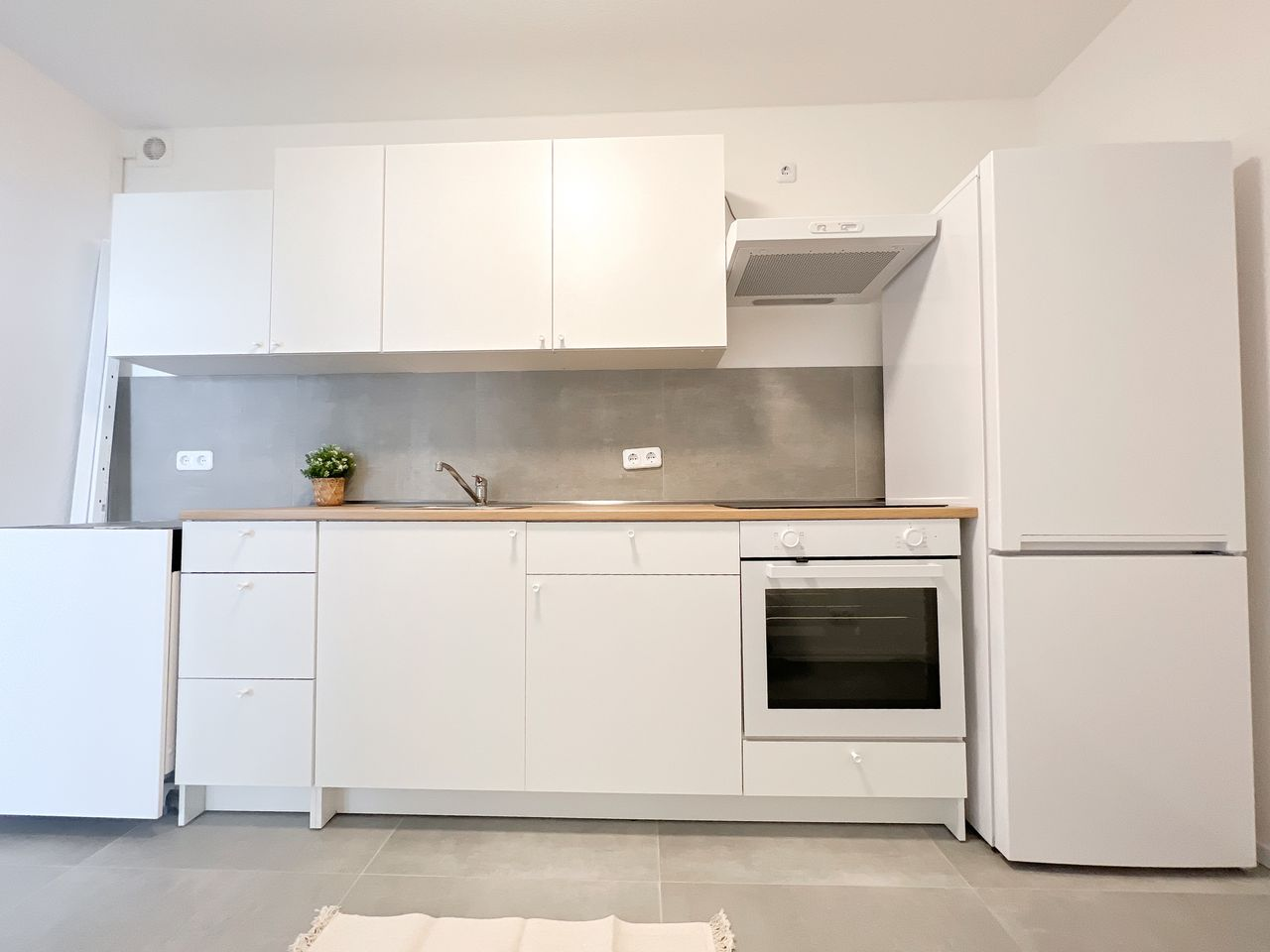 Shared Apartment - 4
