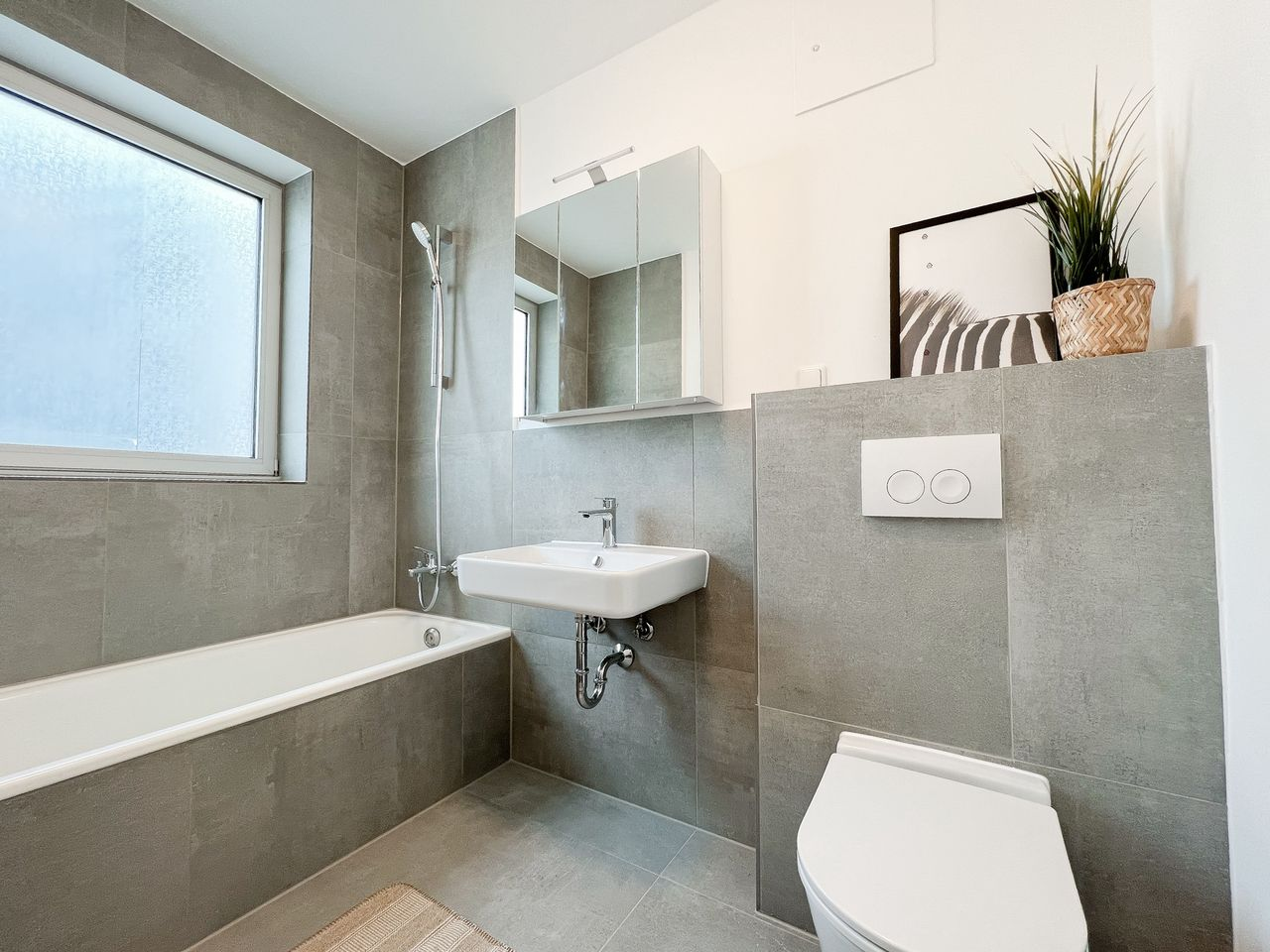 Shared Apartment - 1