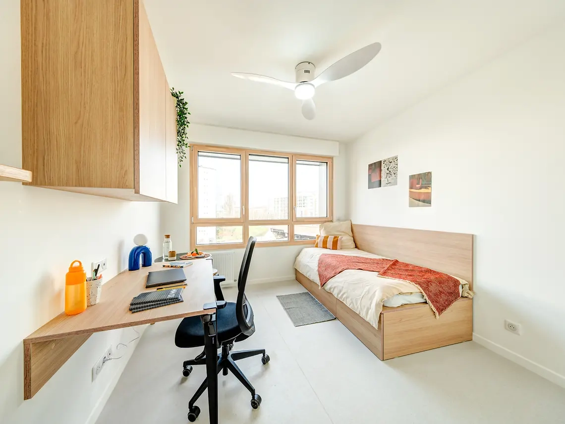 Paris West - Rooms