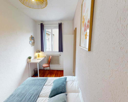 Chambre dans le rue d'austerlitz