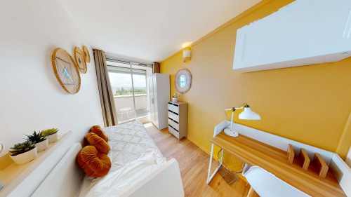 Room in Rue du Parc, Bron for 102 m² with 5 bedrooms - Gallery - 17