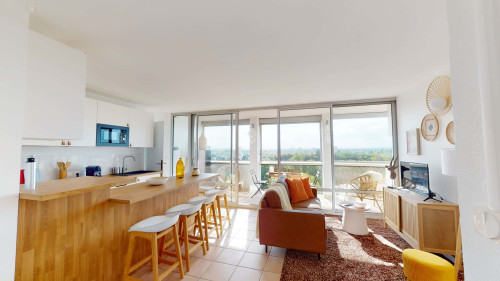 Room in Rue du Parc, Bron for 102 m² with 5 bedrooms - Gallery - 10