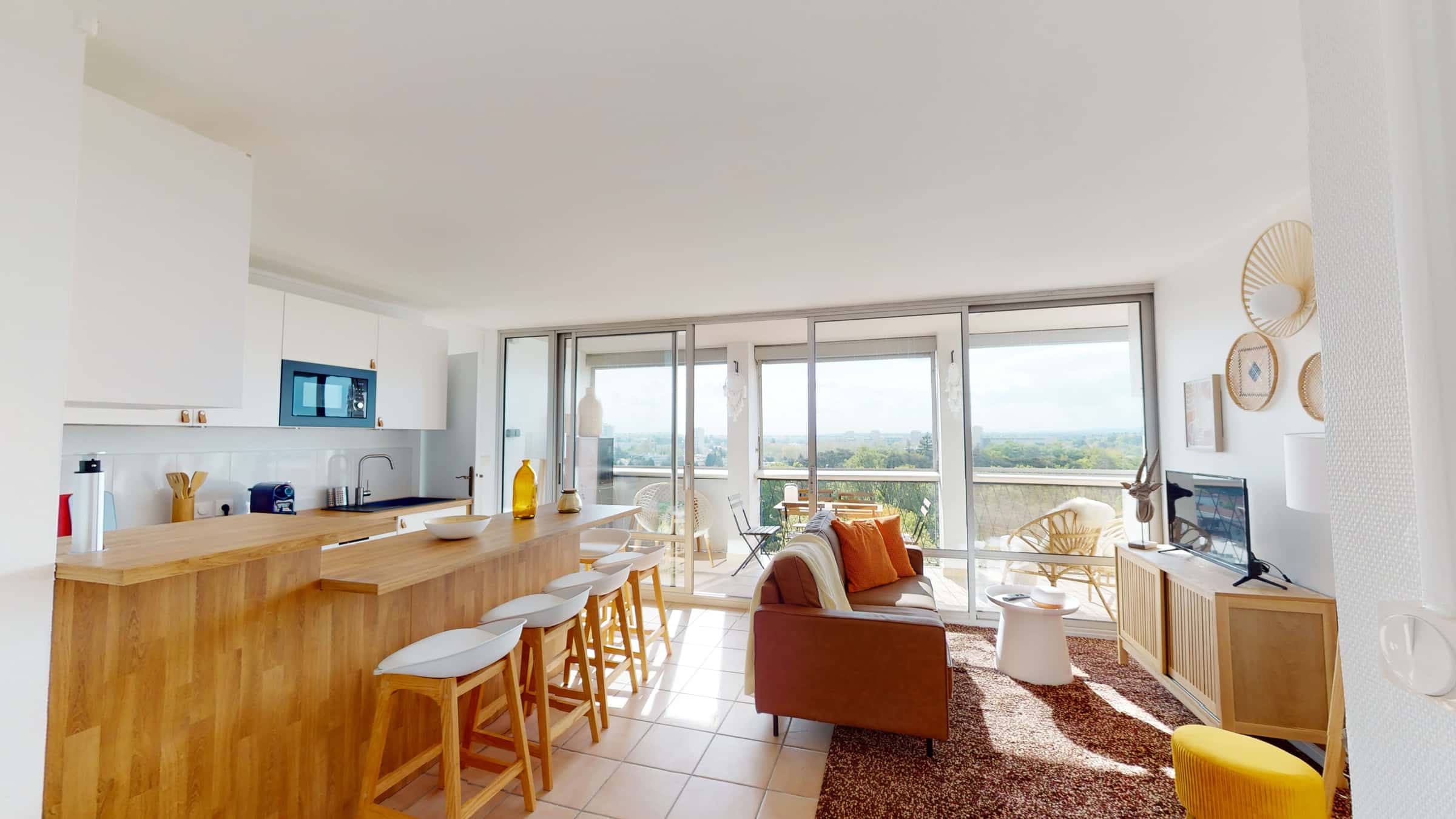 Room In Rue Du Parc, Bron For 102 M² With 5 Bedrooms - 1