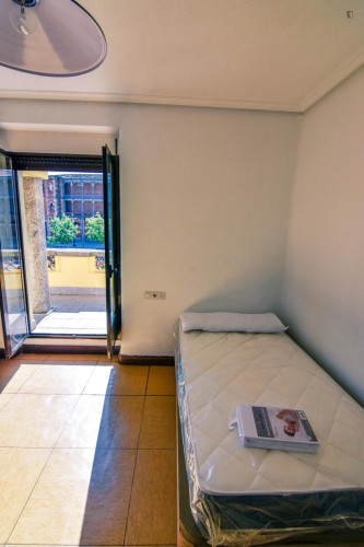Lovely single bedroom near the Faculty of Psychology - Gallery - 23