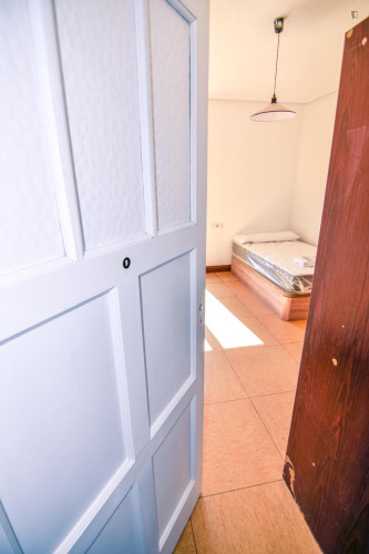 Lovely single bedroom near the Faculty of Psychology - Gallery - 25