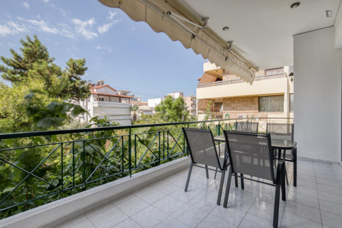 Inviting 3-bedroom flat in Glifada - Gallery - 14