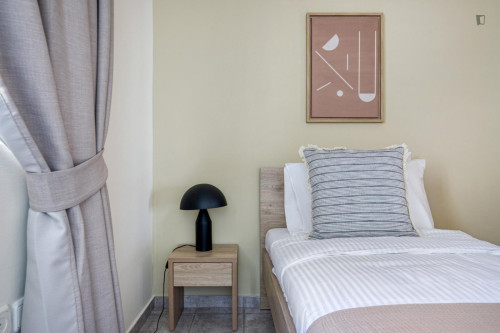 Inviting 3-bedroom flat in Glifada
