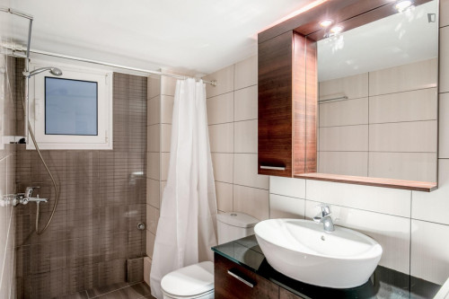 Comfy 2-bedroom flat near the Evangelismos subway station - Gallery - 9