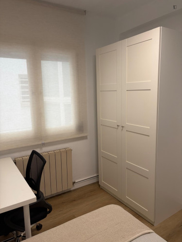 Appealing 4-bedroom apartment near Universidad de Zaragoza - Gallery - 5