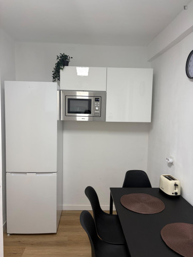 Appealing 4-bedroom apartment near Universidad de Zaragoza - Gallery - 18