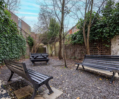 Charles Morton Court