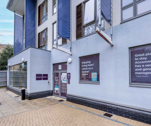 Charles Morton Court
