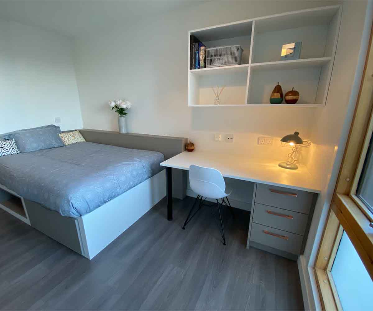 Charles Morton Court - Gallery - 11