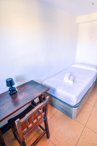 Cute single bedroom near the Faculty of Psychology