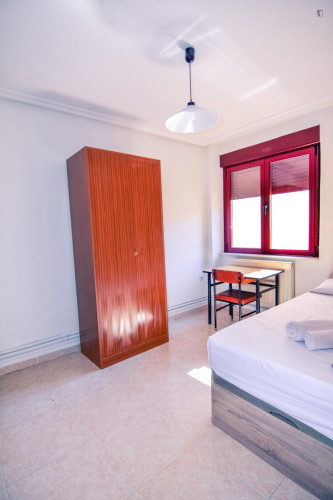 Nice single ensuite bedroom near the Faculty of Psychology