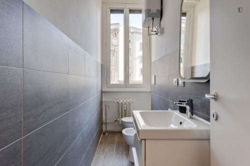 Welcoming double bedroom near the Milan Business School (UIBS) - Gallery - 2