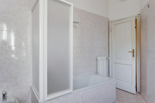 Welcoming double bedroom near the Milan Business School (UIBS) - Gallery - 14