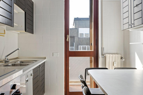 Bright single bedroom in the Lambrate district - Gallery - 5