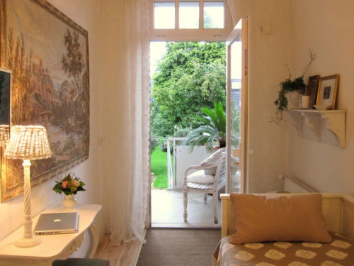 Small Apartment with Charme & Esprit - Gallery - 4