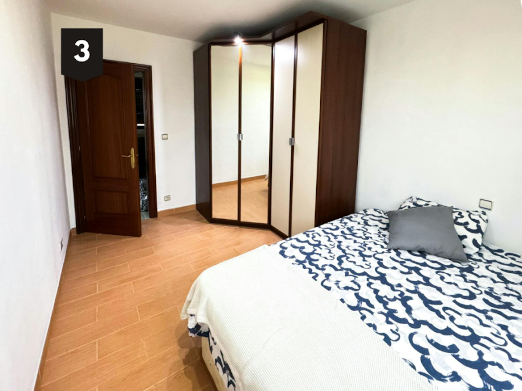 Private Room - 1