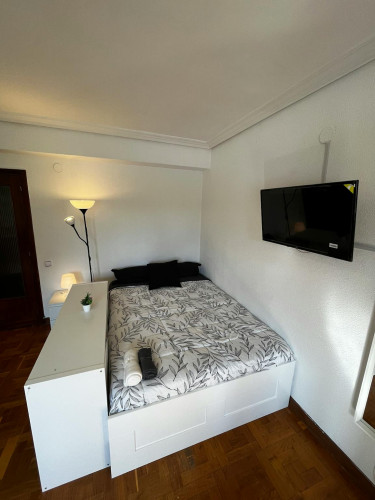 Avenida de Sancho el Fuerte, Pamplona - Gallery - 5