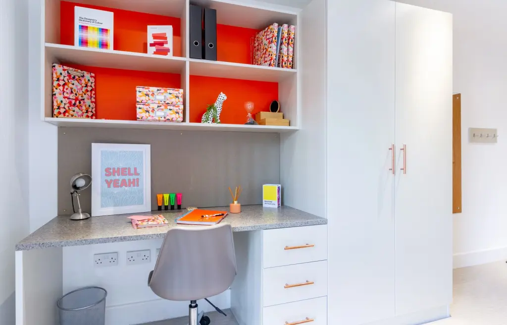 Deluxe Ensuite - 3