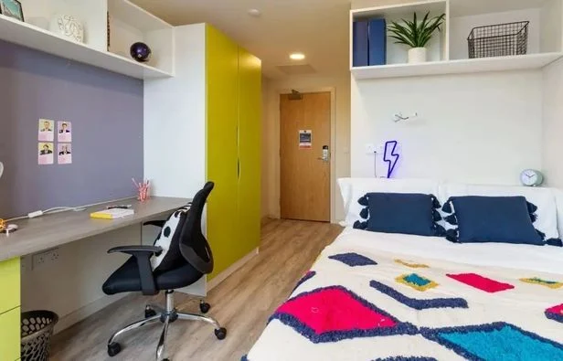 Bronze Ensuite - 5