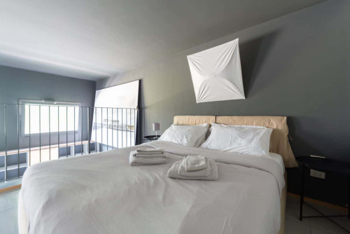 Modern Milanese Living - Gallery - 7