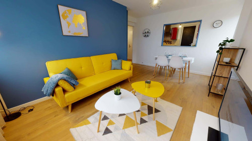 Room in Rue du Petit Revoyet, Oullins-Pierre-Bénite for 84 m² with 4 bedrooms - Gallery - 5