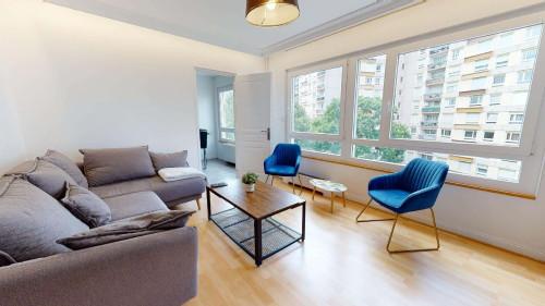 Room in Boulevard de l'Europe, Oullins-Pierre-Bénite for 88 m² with 5 bedrooms - Gallery - 15