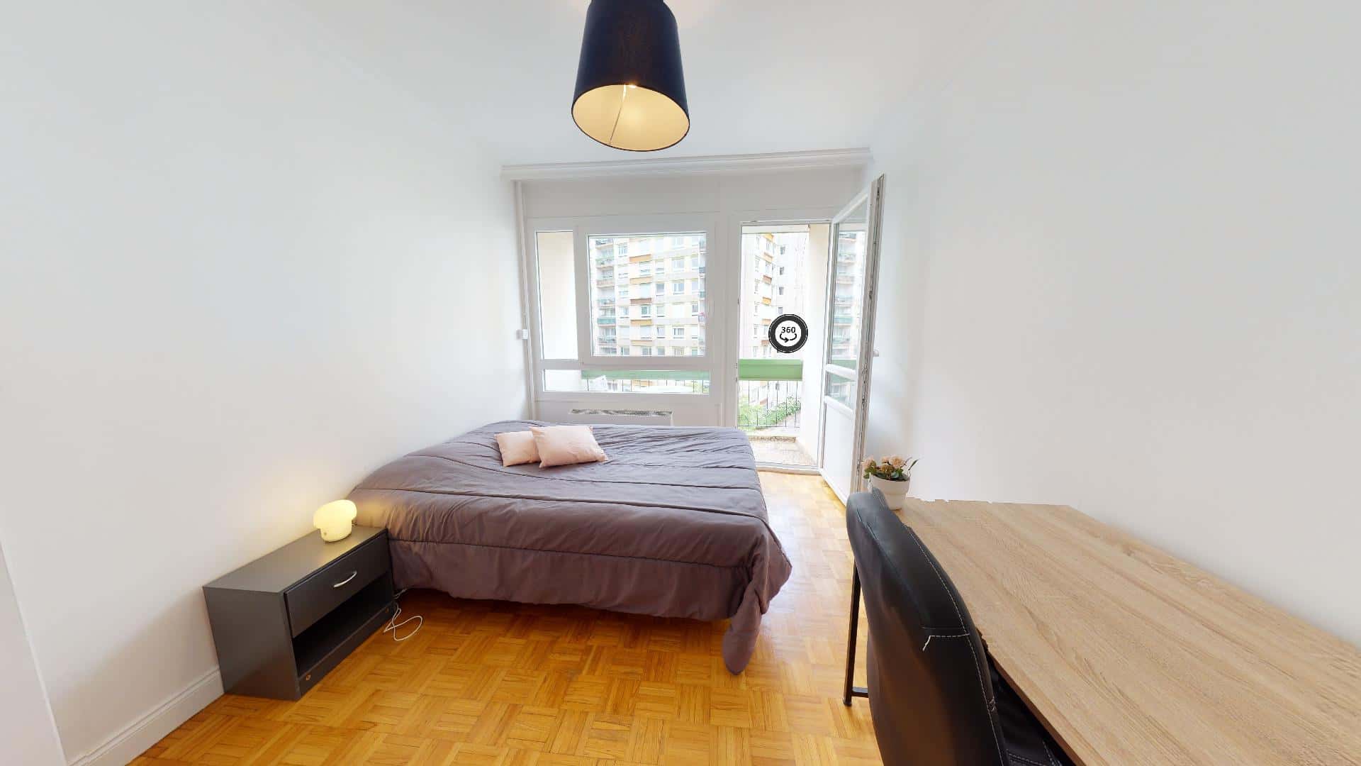 Room In Boulevard De L'Europe, Oullins-Pierre-Bénite For 88 M² With 5 Bedrooms - 1
