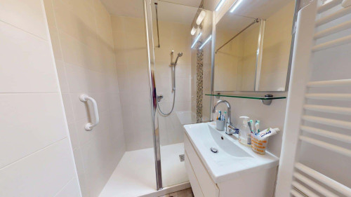Room in Avenue Washington, Grenoble for 72 m² with 3 bedrooms - Gallery - 11