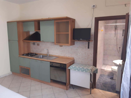 Apartment in Via Pianoro, Roma for 27 m² - Gallery - 5