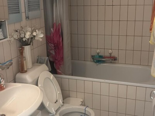 Room in shared apartment 