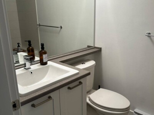 Modern Private Room, Private Bath