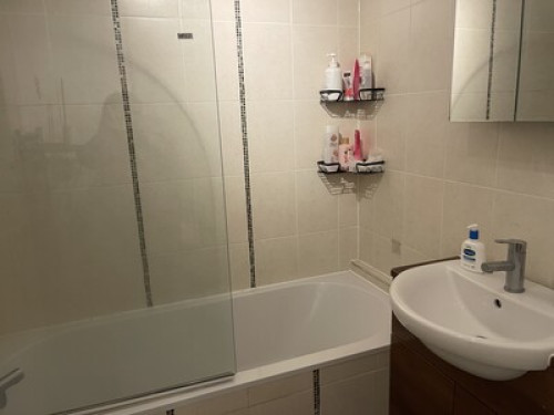 2 bedrooms house to share. - Gallery - 8