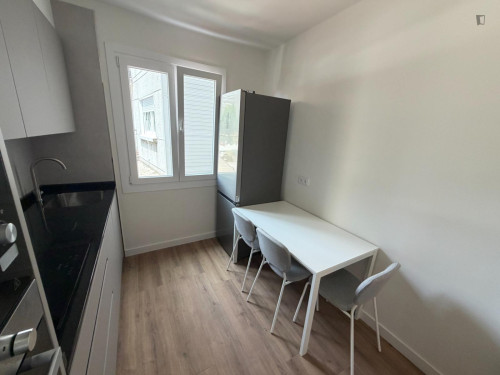 Wonderful bedroom in Vigo in a 4 bedroom apartment