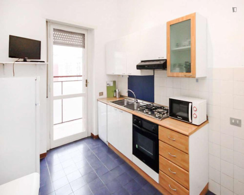 Homely single bedroom near Università Bocconi - Gallery - 10