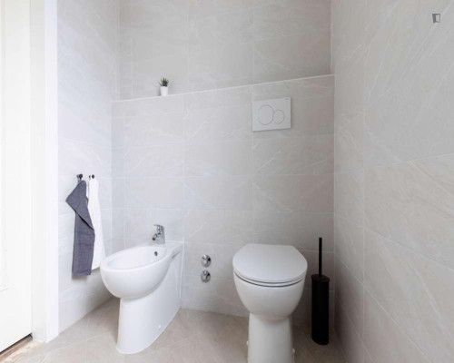 Homely single bedroom near Università Bocconi - Gallery - 13