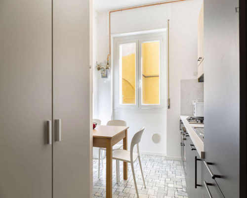 Comfy single bedroom in Porta Vittoria - XII Marzo - Gallery - 6