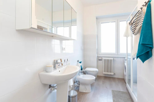Grand double bedroom in Porta Vittoria - XII Marzo - Gallery - 39