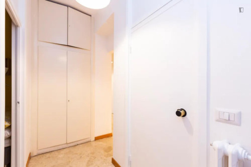 Inviting double bedroom in Porta Vittoria - XII Marzo - Gallery - 7