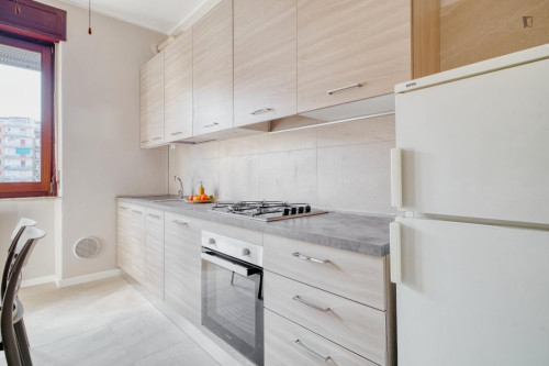 Inviting double bedroom in Affori - Gallery - 11