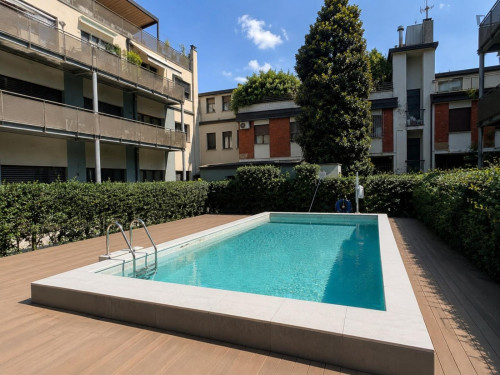 Modern Apartment with Pool and Patio