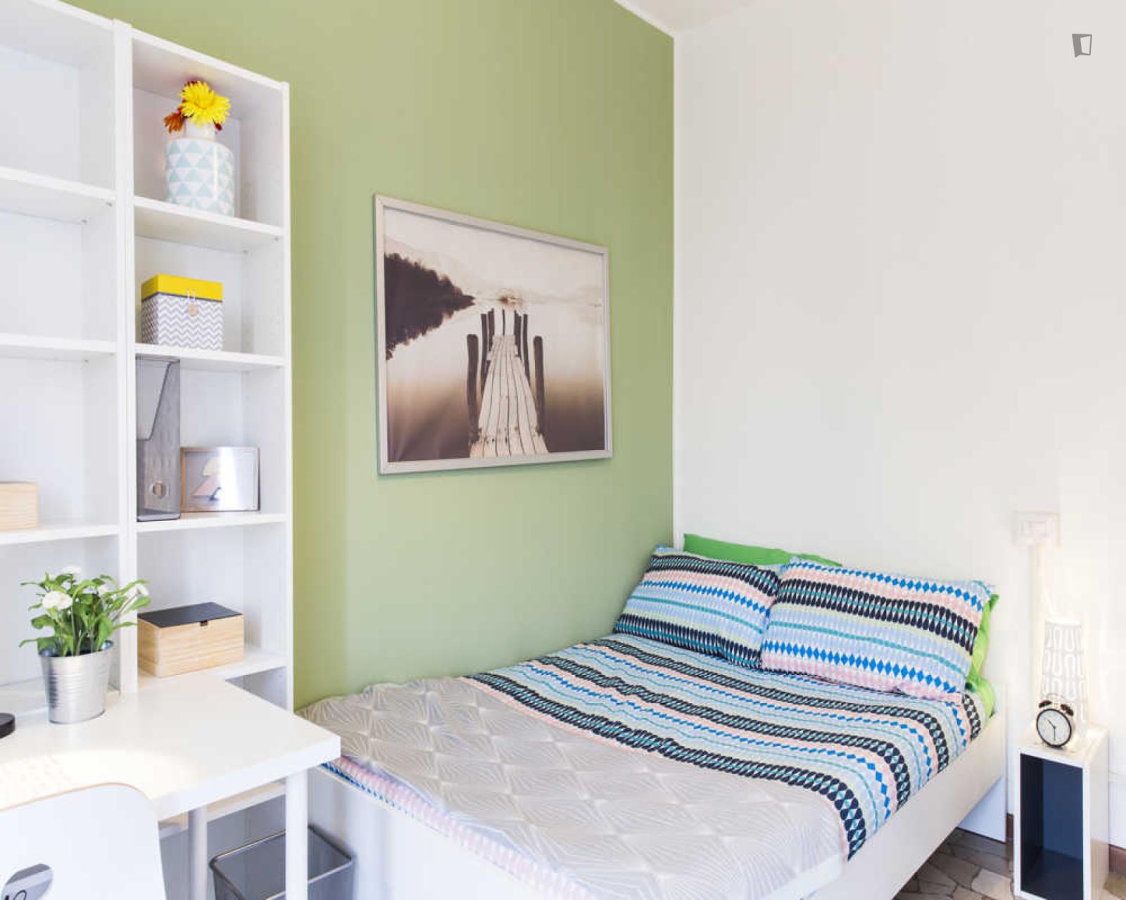 Cozy Double Bedroom Near The Gambara Subway Station - 1