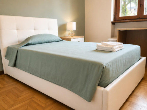 Spacious 3-Bedroom Apartment in Milan - Gallery - 8