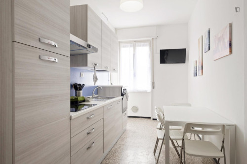 Bed in a comfortable twin bedroom, in the Municipio 6 - Gallery - 9