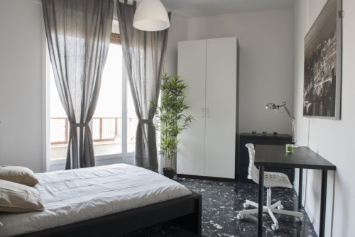 Tasteful double bedroom in Lorenteggio