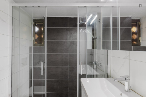 Comfortable 1-bedroom flat in Marousi - Gallery - 6