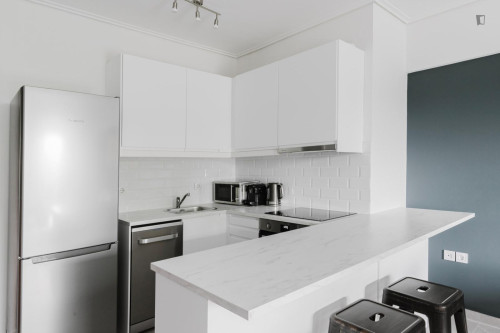 Comfortable 1-bedroom flat in Marousi - Gallery - 11